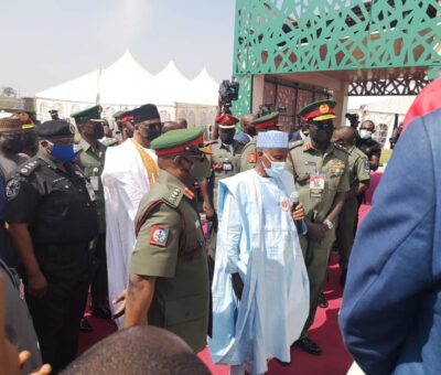 #Endsars Protest: President Buhari Praises Buratai For Restoring Order, Commissions Army Cyber Warfare Headquarters