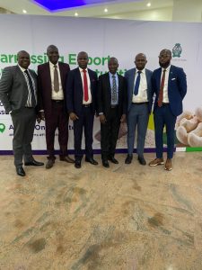 L -R: Folaranmi Jemirin, Regional Bank Head -Southwest 1, Fidelity Bank Plc; Mac Fred Ileogben, Trade Promotion Adviser, Nigerian Export Promotion Council (NEPC), Akure Zonal Office; Wale Mesioye, Regional Bank Head -Southwest 2, Fidelity Bank Plc; Folarin Tiamiyu, Head, Nigerian Export and Import Bank (NEXIM), Akure Regional Office; Olumide Aina, Representative of the Branch Controller, Central Bank of Nigeria (CBN), Akure; Isaiah Ndukwe, Divisional Head, Export and Agriculture, Fidelity Bank Plc at the Fidelity Bank Sensitization Programme on the CBN RT200 FX Programme in Akure