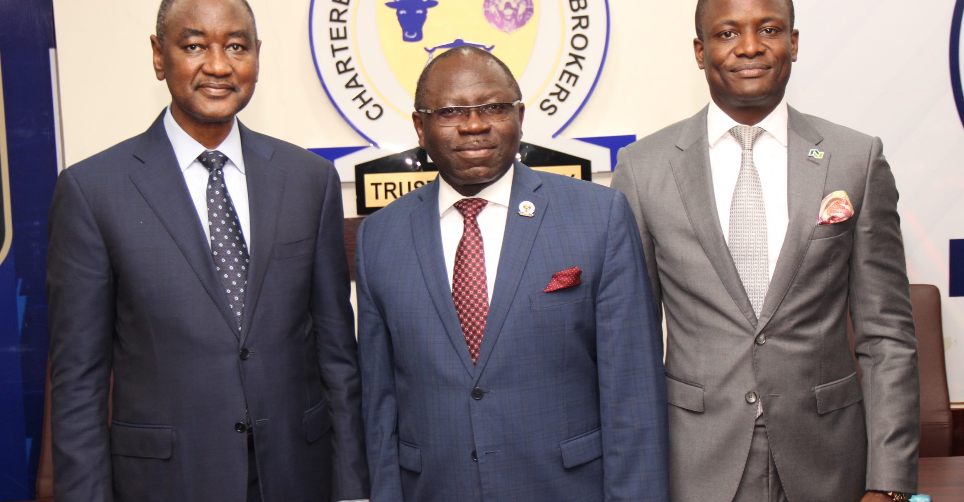 L – R shows Chairman, Nigerian Exchange Limited (NGX), Mr. Abubakar Mahmoud, SAN, OON; President, Chartered Institute of Stockbrokers (CIS), Mr. Oluwole Adeosun and Chief Executive Officer, Nigerian Exchange Limited (NGX), Mr. Temi Popoola during a courtesy visit by Nigerian Exchange Limited to CIS on Tuesday, 2 August 2022 in Lagos.