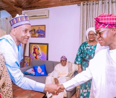 Photo News: Osun Community Hosts Minister of Marine and Blue Economy, Adegboyega Oyetola