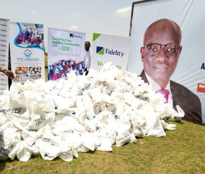 Community Support: Fidelity Bank Distributes Food Packs to Families in Keffi