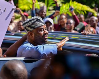 FIRS Staff Celebrate Executive Chairman, Zacch Adedeji, Over Enhanced Welfare Package