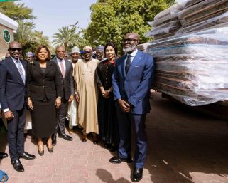 Nigerian Banks Donate Multimillion Naira Relief Materials to Jigawa Flood Victims