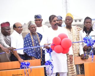 473 Students Receive Scholarships as Dangote Petroleum Refinery Donates to Host Communities