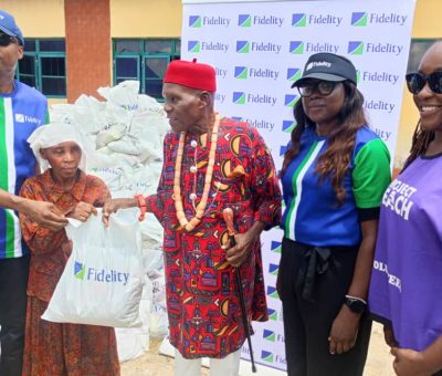 Fidelity Bank Donates Food Packs to 1,500 Individuals in Rivers State