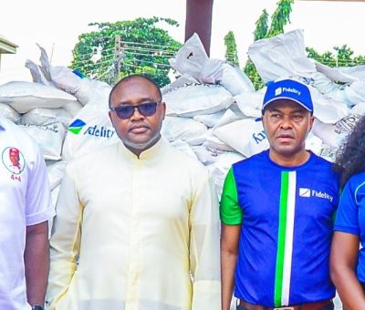 Fidelity Bank’s Food Bank Initiative Reaches Anambra, Provides Food to 2,000 Residents