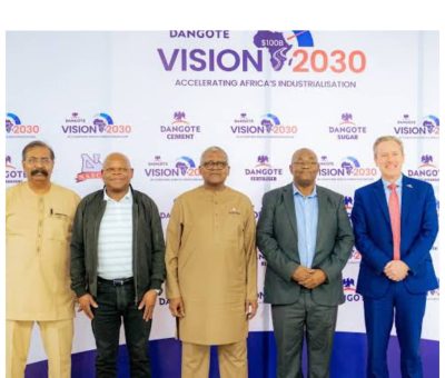 Standard Bank Backs Dangote Refinery IPO, Pledges Support for Expansion Projects